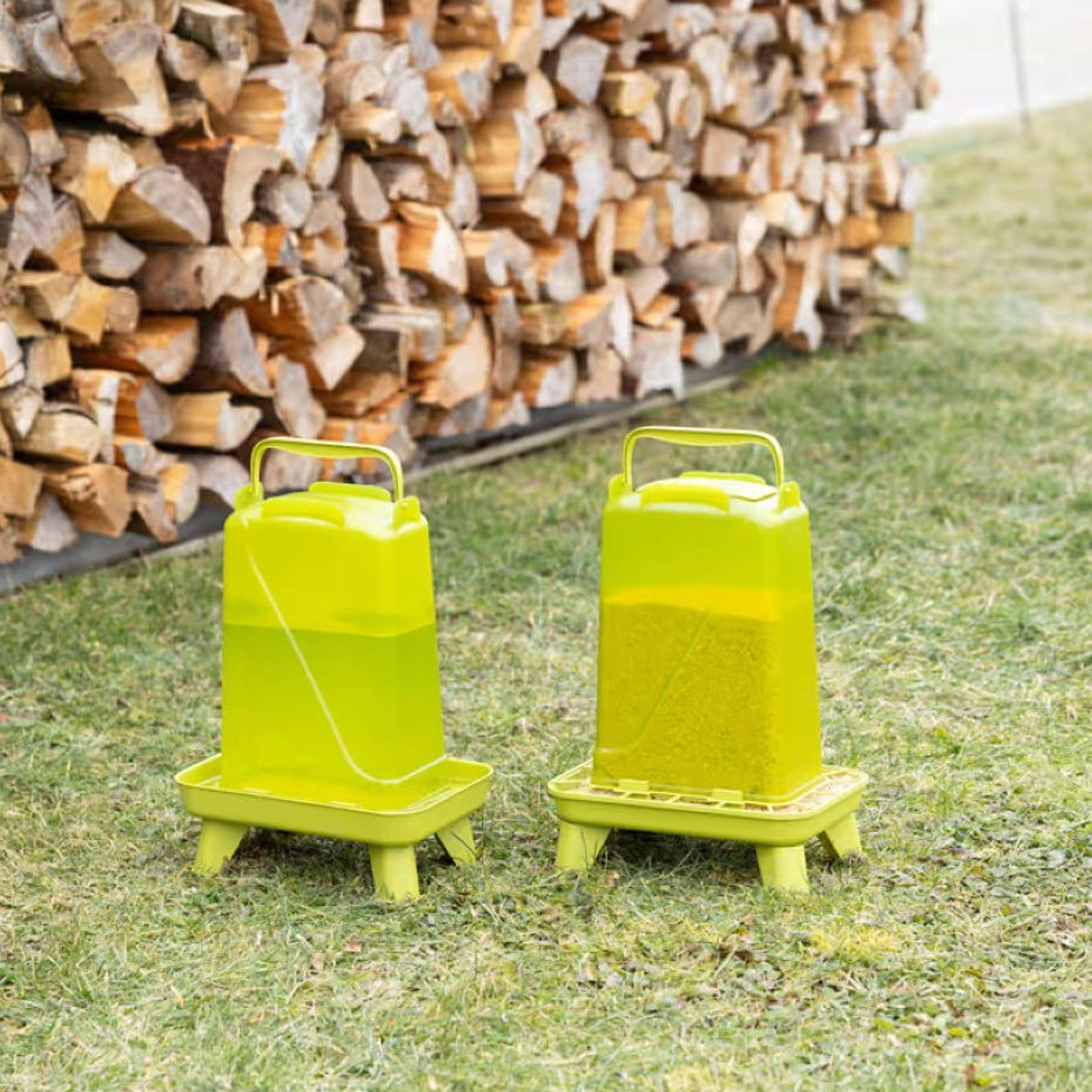 Kerbl Mangime Automatico su Supporto Verde