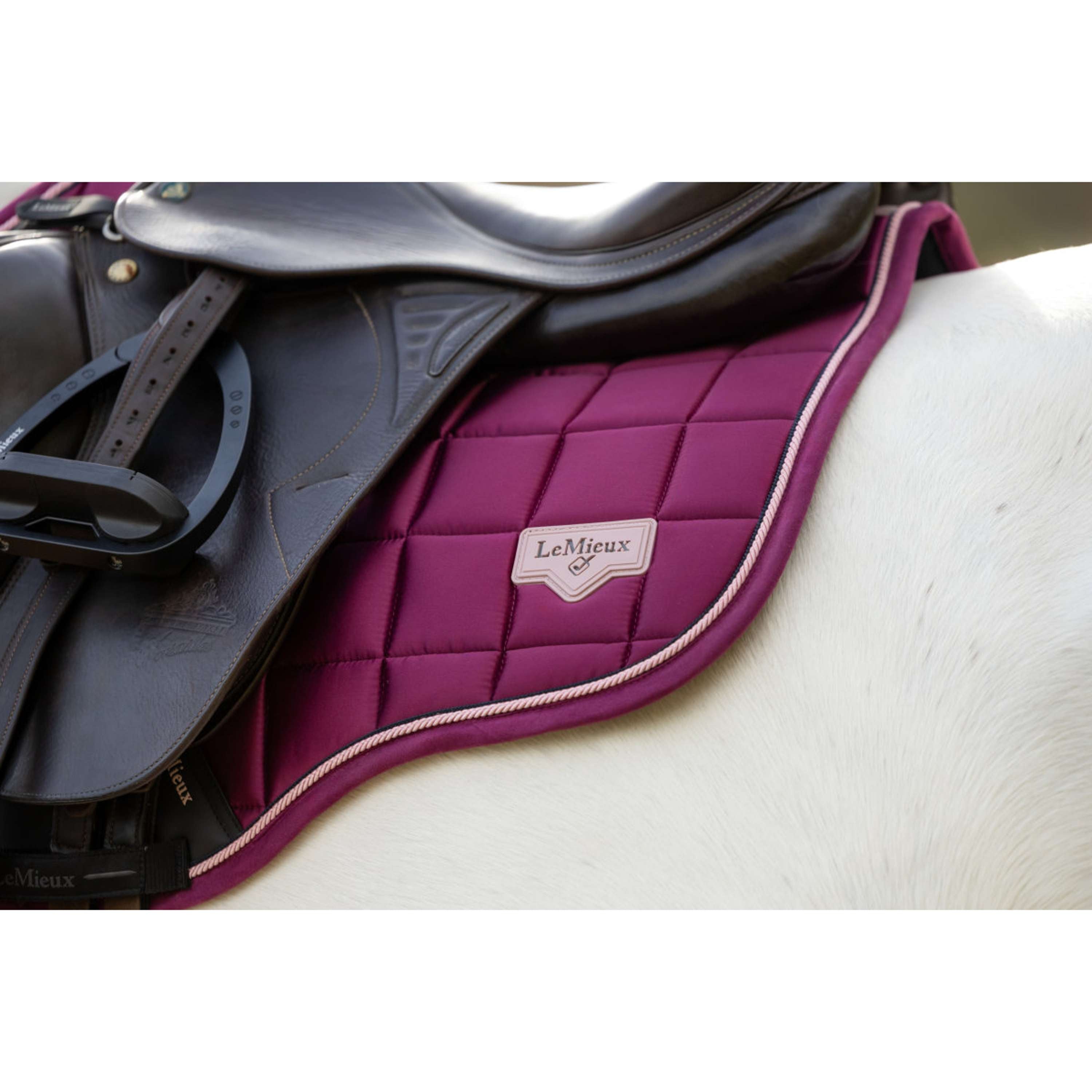LeMieux Sottosella Loire Classic Square Tutto Uso Blackberry