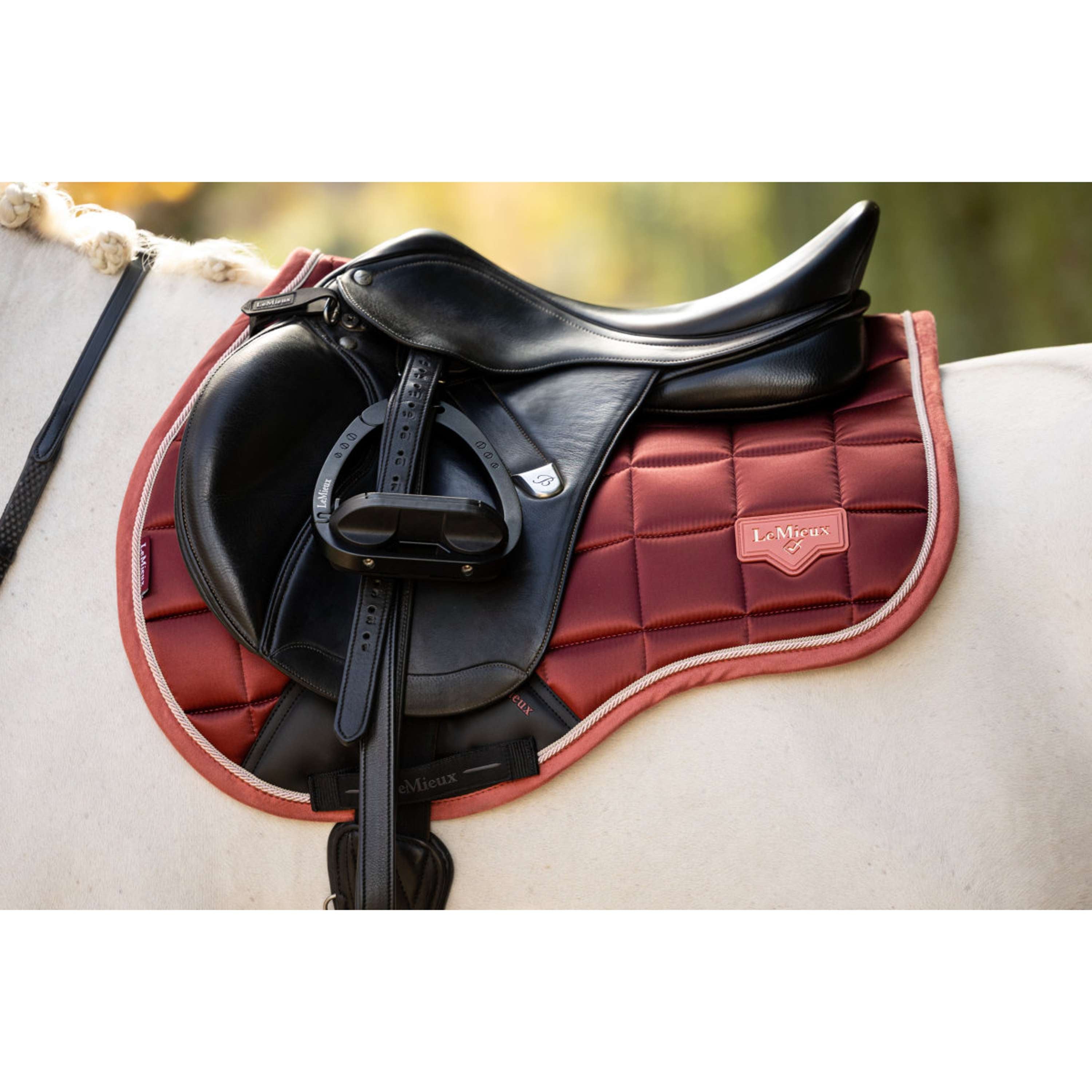 LeMieux Sottosella Loire Classic Square Tutto Uso Russet