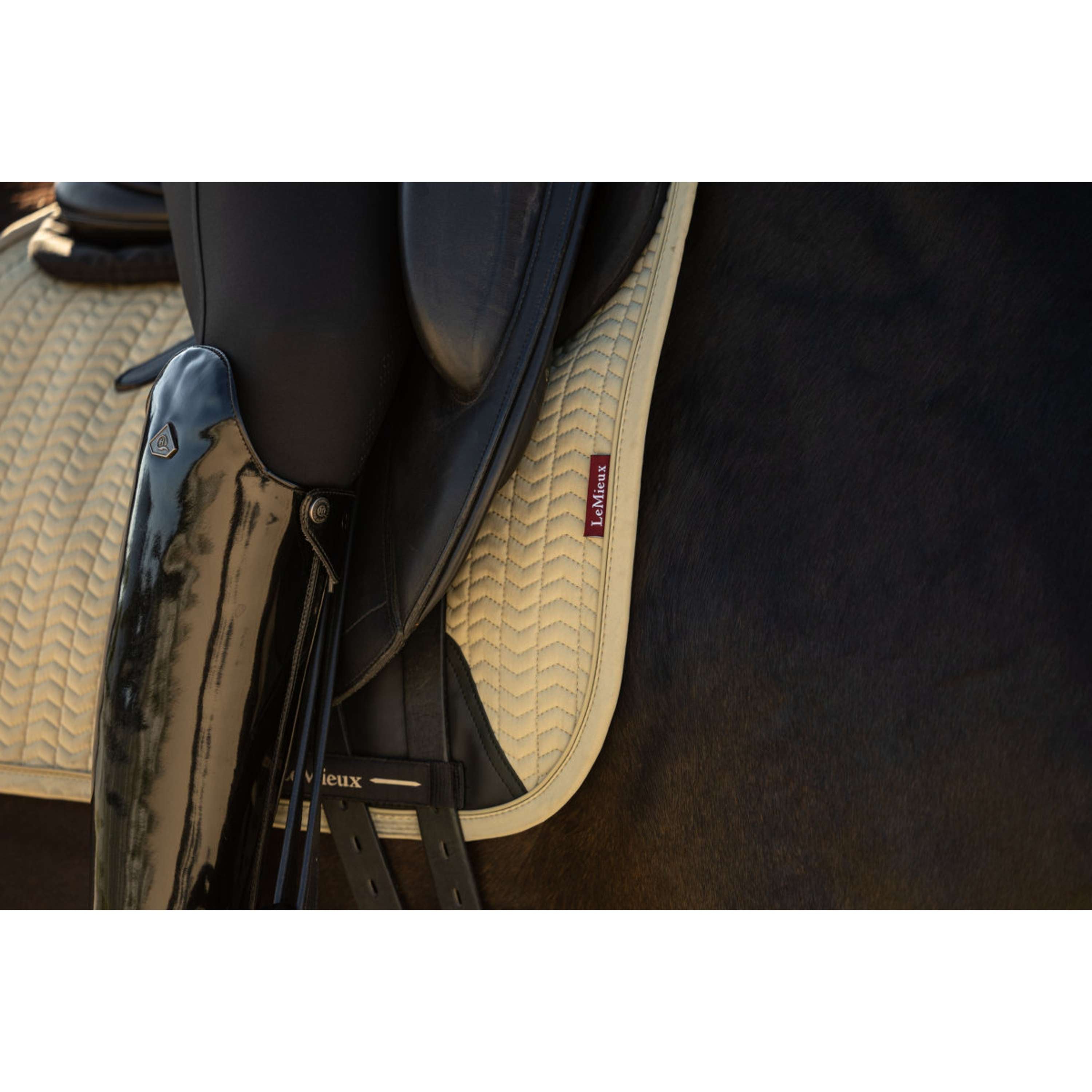 LeMieux Sottosella Essence Dressage Pear