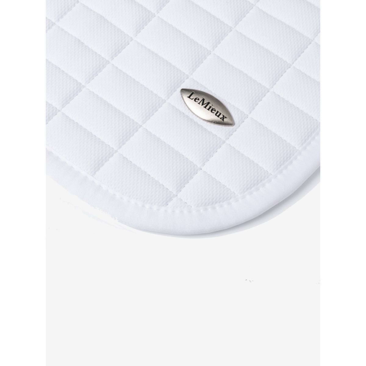 LeMieux Sottosella Self-Cool Square Arctic Close Contact Bianco