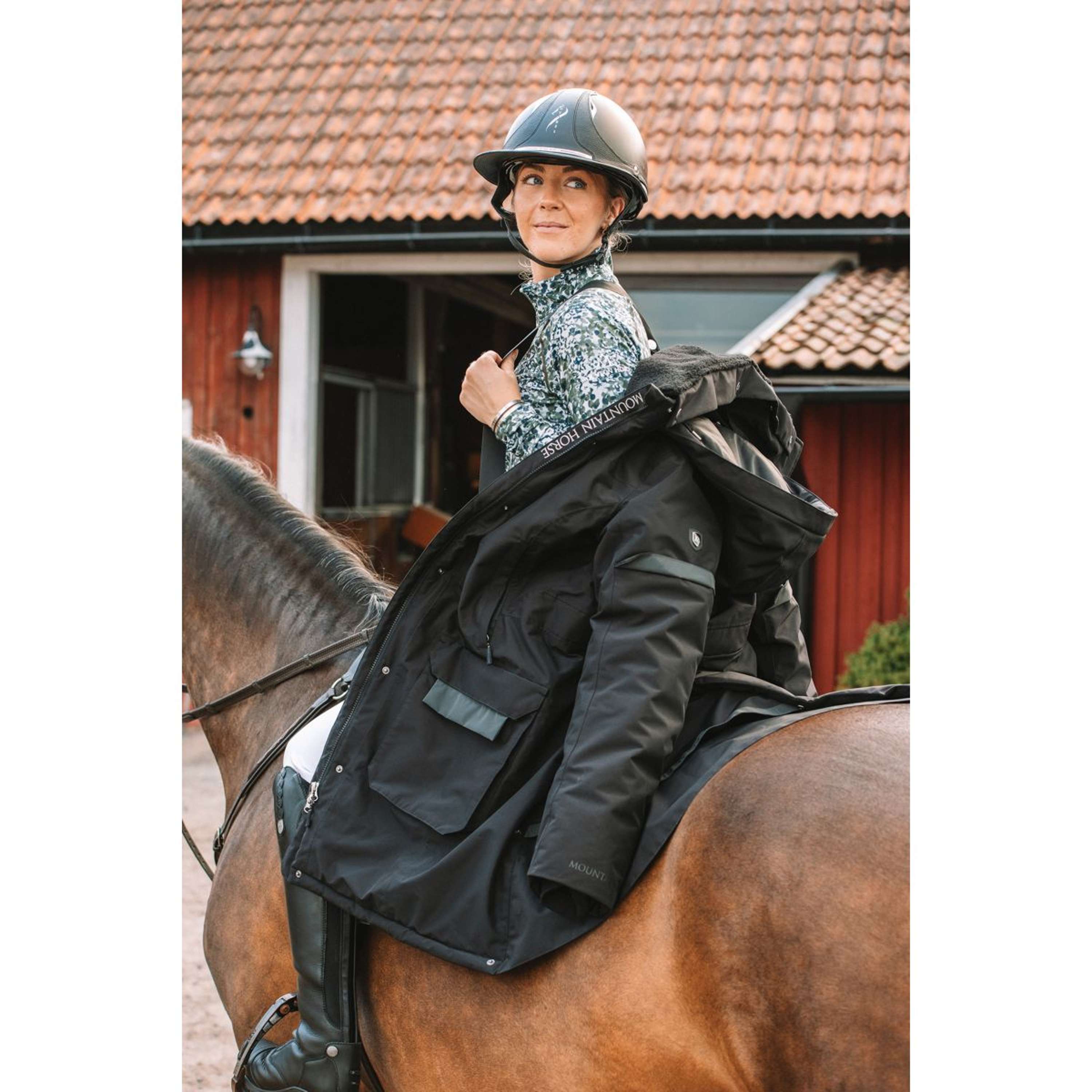 Mountain Horse Cappotto Lungo Saga Onyx Black