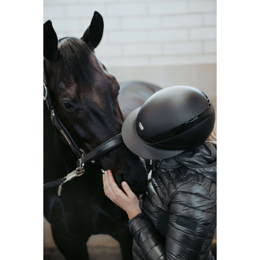 Pikeur Cappellino AirLuxe Pure Visiera lunga Nero