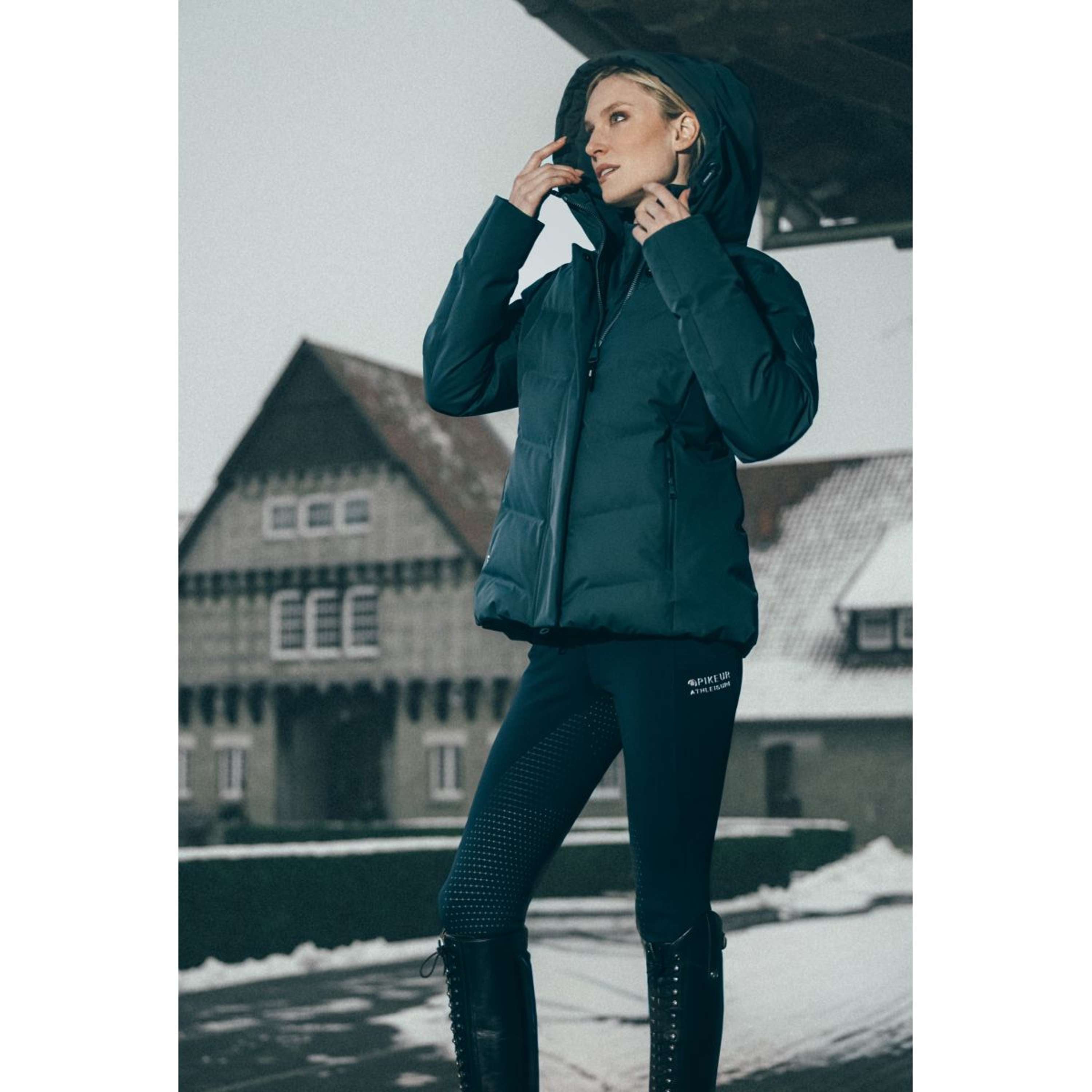 Pikeur Giacca Waterproof Athleisure AW26 Pine Green
