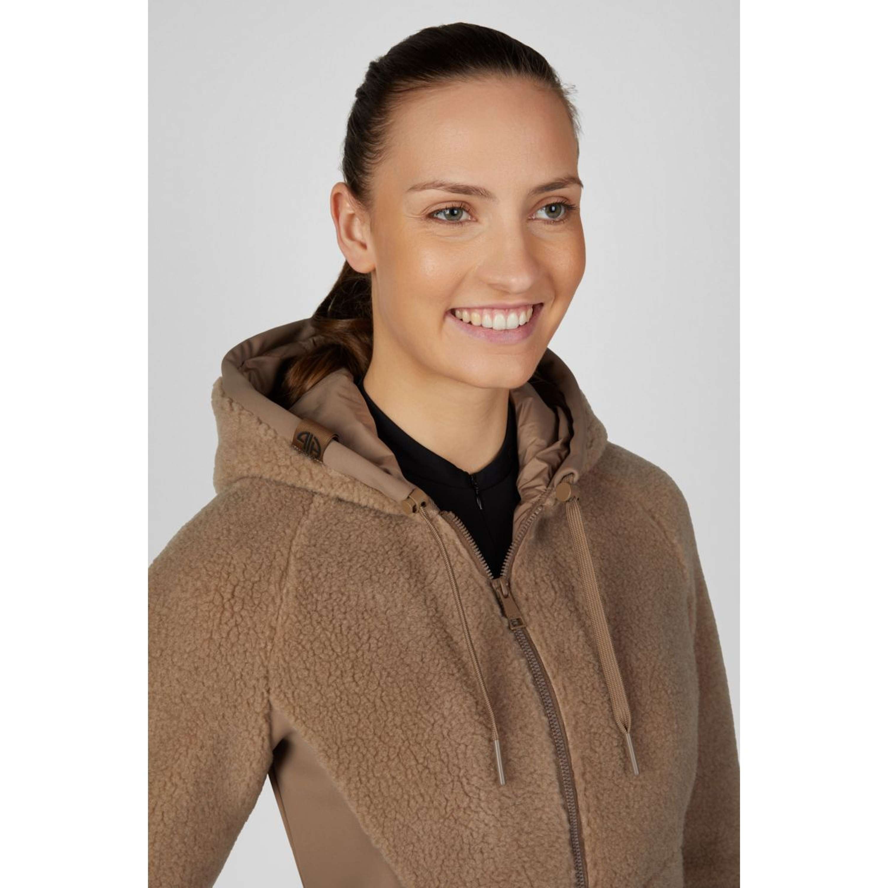 Pikeur Felpa con cappuccio e zip Teddyfleece Athleisure AW26 Toffee Beige