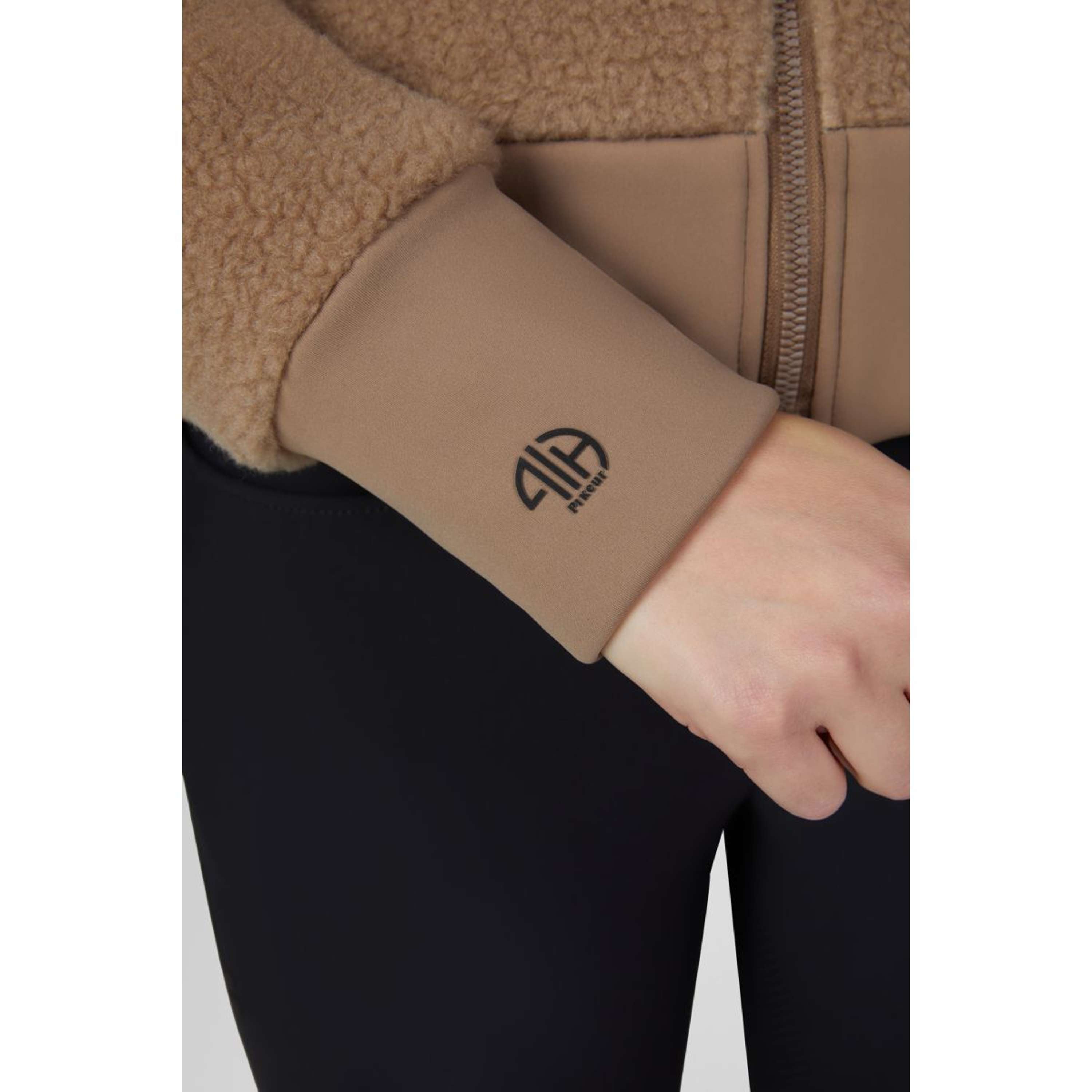 Pikeur Felpa con cappuccio e zip Teddyfleece Athleisure AW26 Toffee Beige
