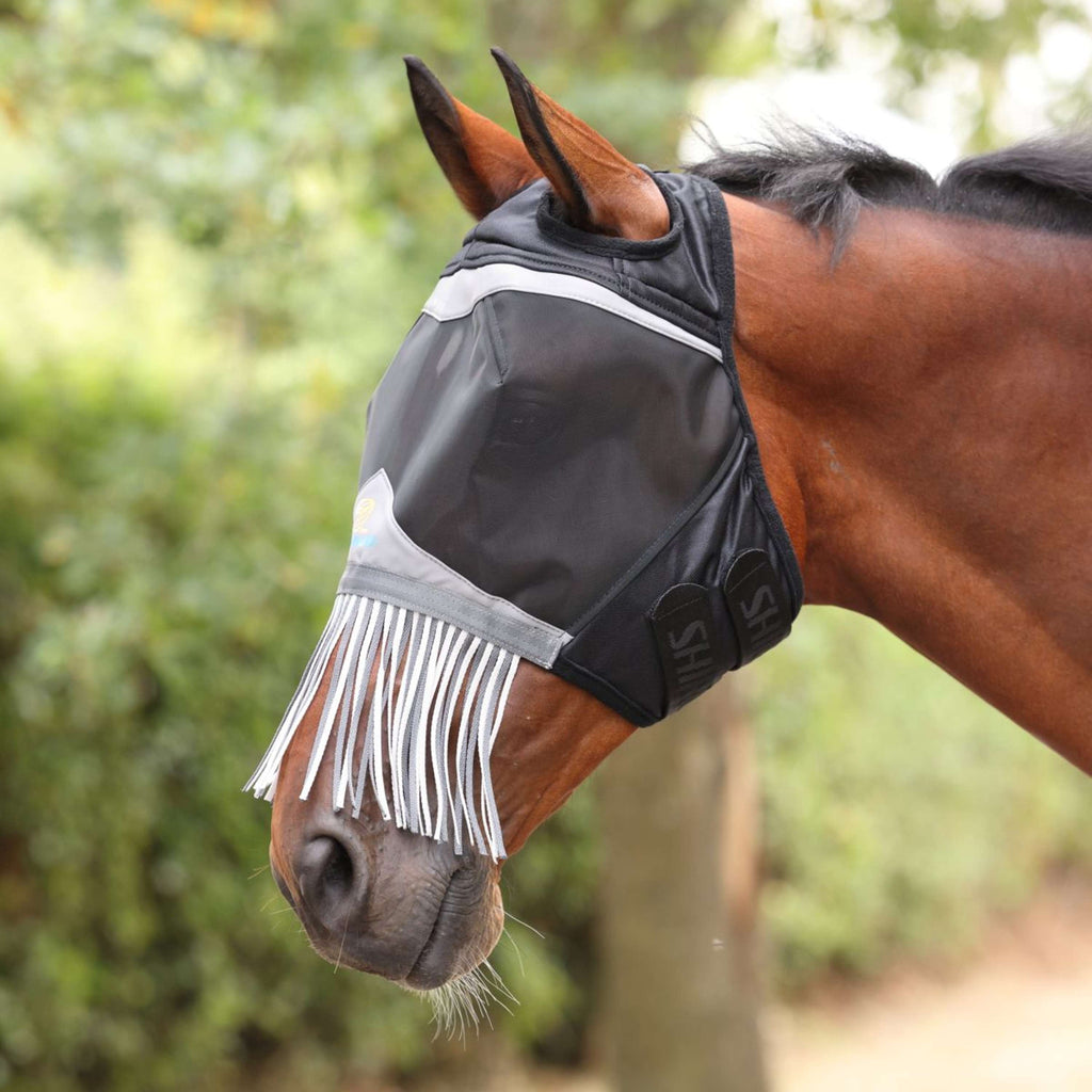FlyGuard by Shires Maschera per Mosche Pro Fine Mesh con Foro per Orecchio & Frange Nasali Jet