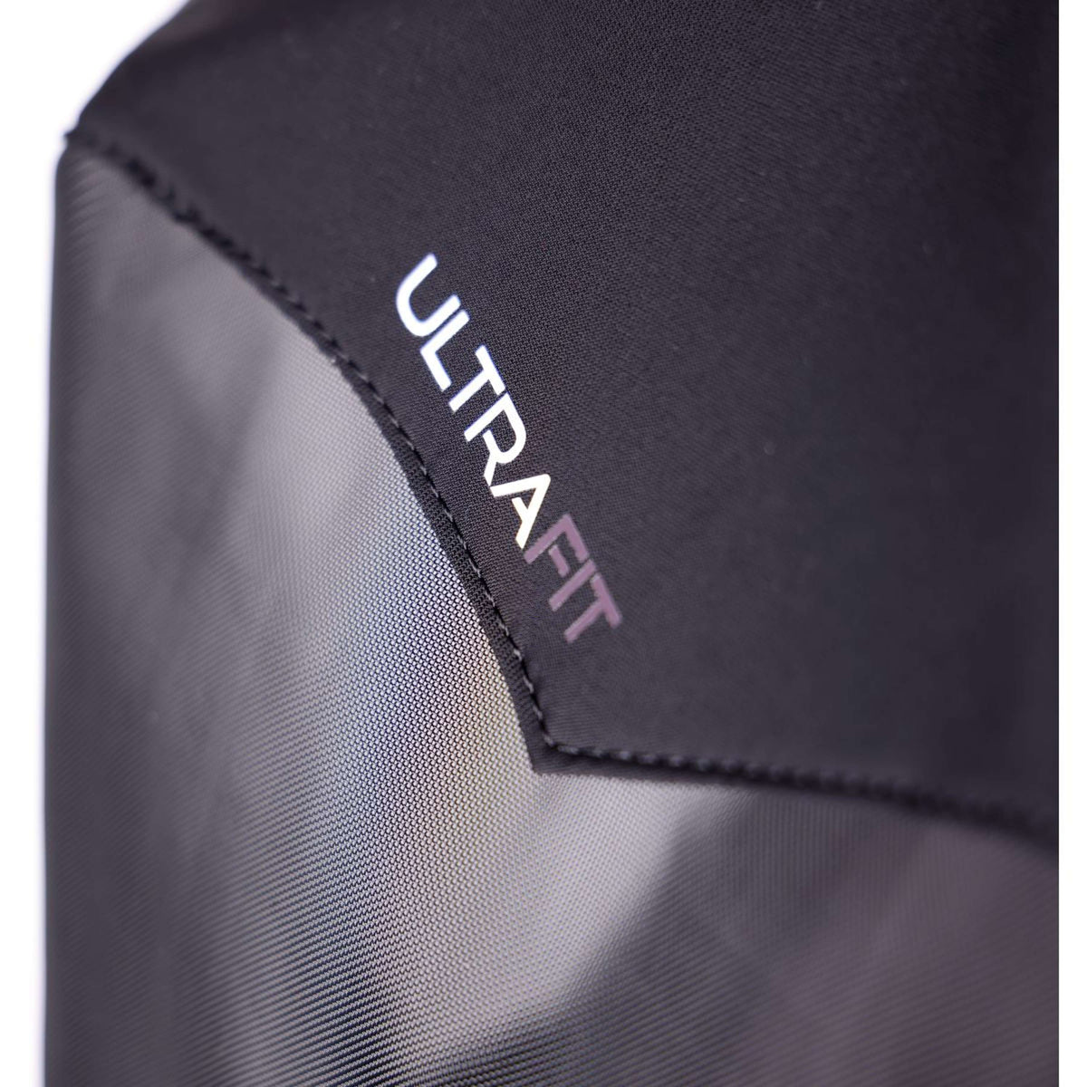 FlyGuard Maschera per Mosche Pro Deluxe con Orecchie e Naso Black Cherry