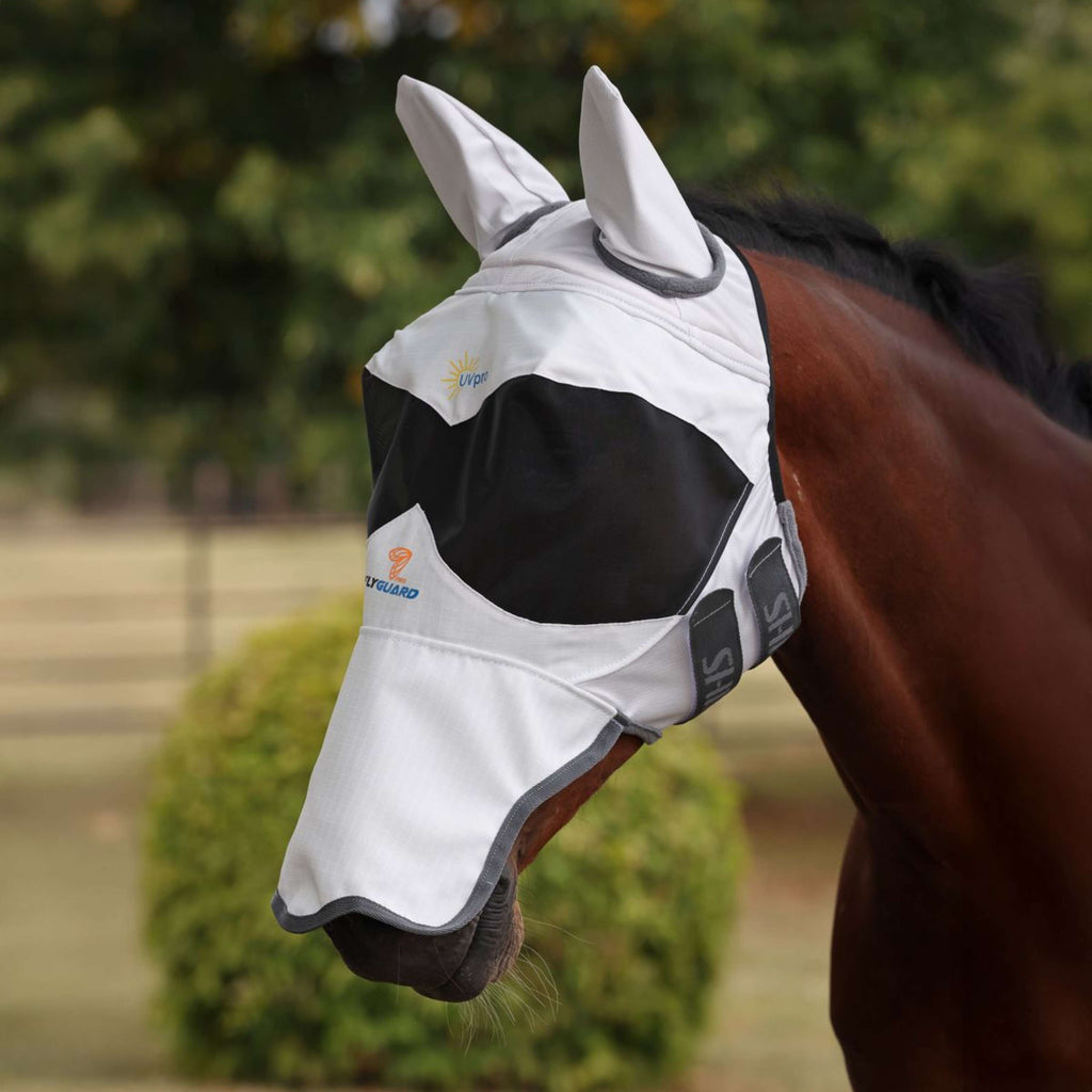 FlyGuard by Shires Maschera per Mosche Pro Sun Shade con Orecchie e Naso Bianco