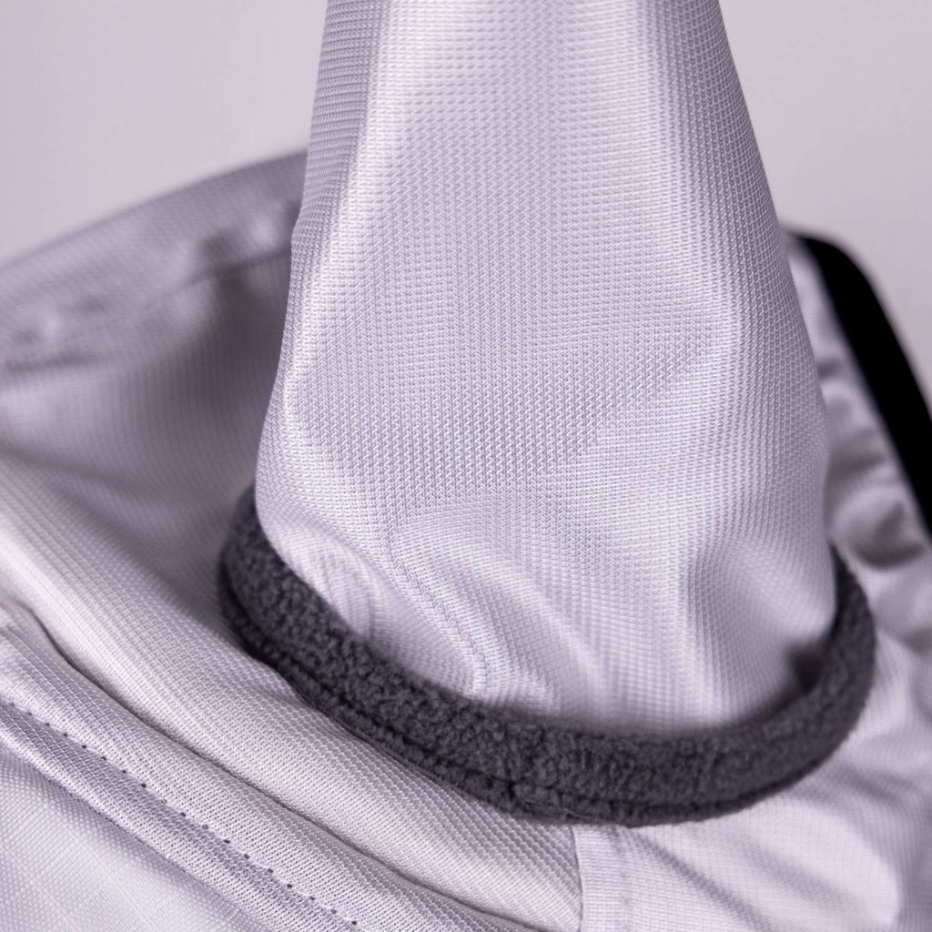 FlyGuard by Shires Maschera per Mosche Pro Sun Shade con Orecchie e Frange Bianco
