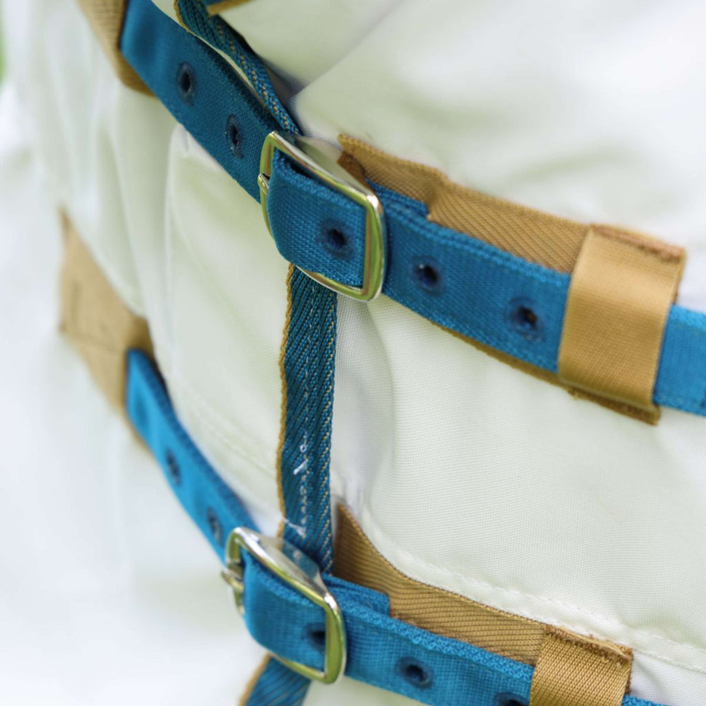 Tempest Plus by Shires Coperta per Eczema Sweet-Itch Combo Bianco/Airforce