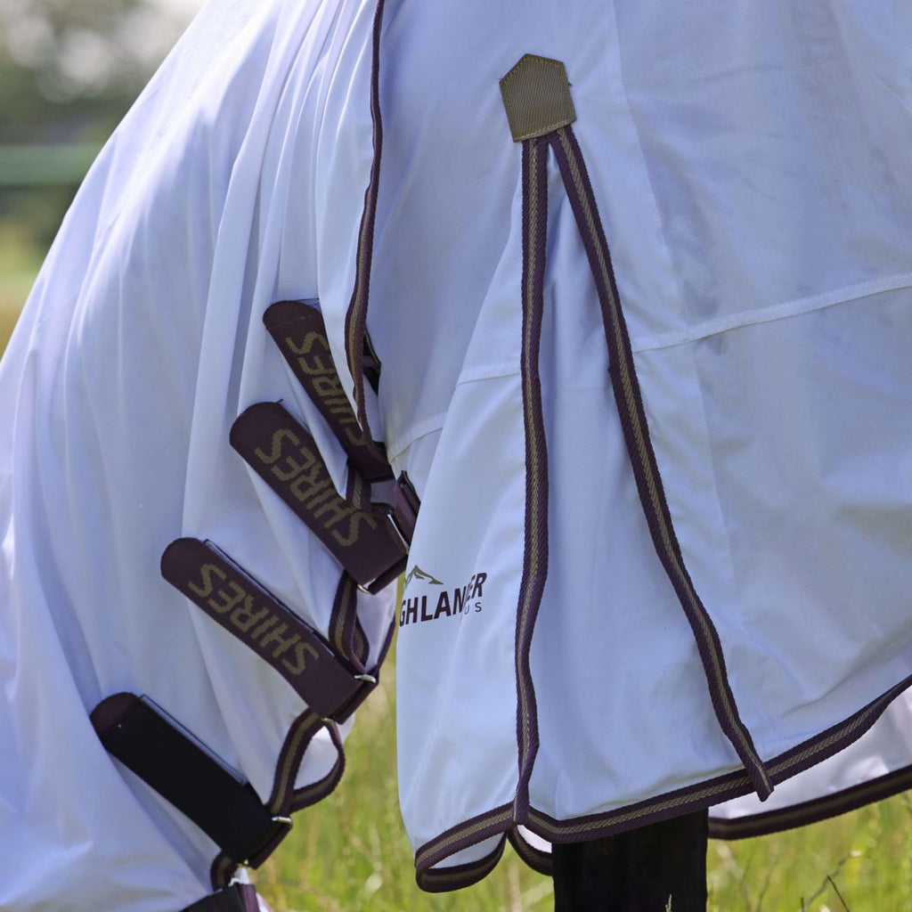 Highlander Plus by Shires Coperta Antimosche Combo Bianco/Black Cherry