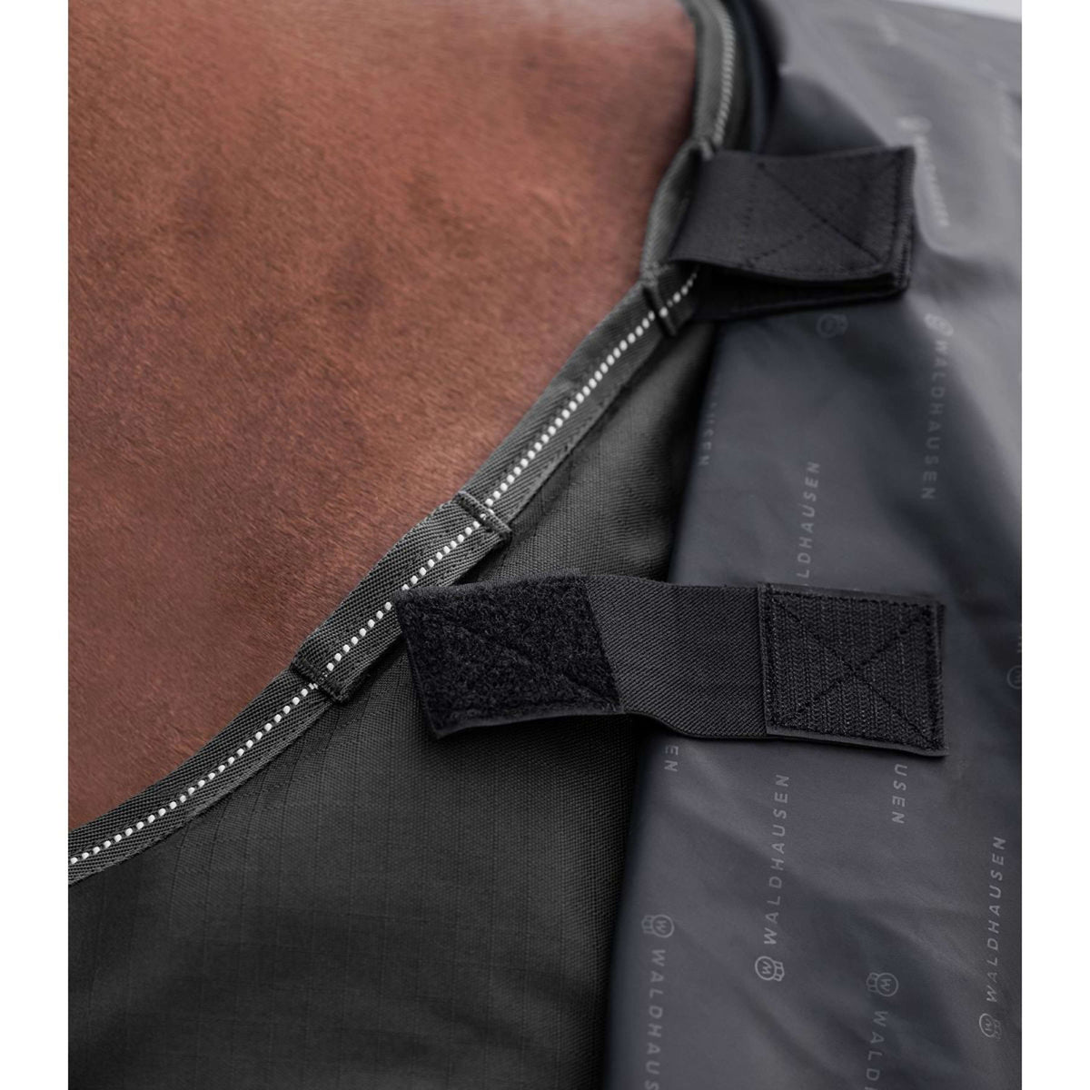 Waldhausen Copricollo 600D Nero