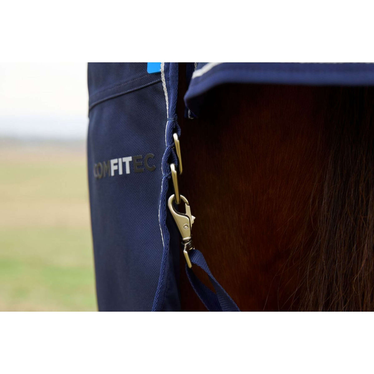 Weatherbeeta Comfitec Ultra Turnout Detach-A-Neck 100g Navy