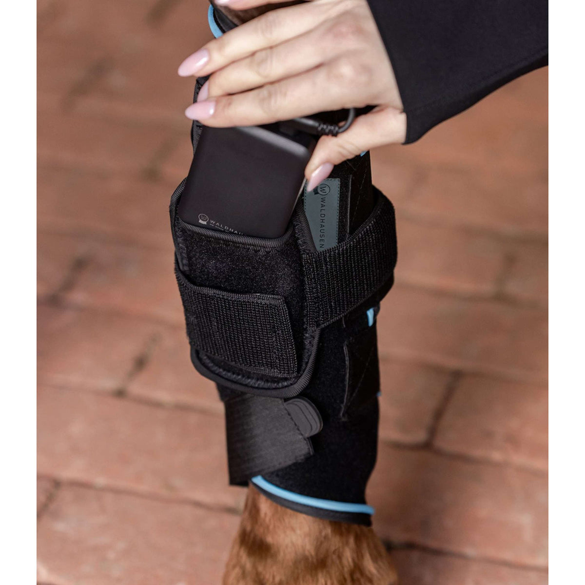 Waldhausen Health + Care Protettore TecSupreme Raffreddamento/Riscaldamento/Vibrazione Nero